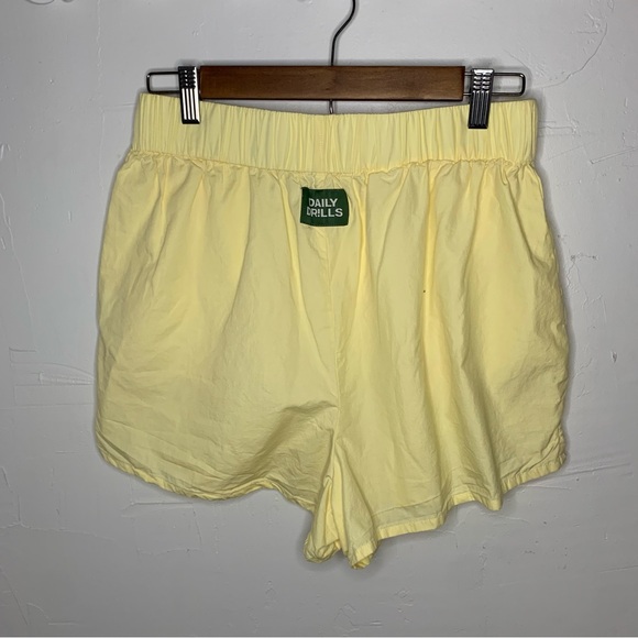 Daily Drills Super Bounce Cotton Yellow Shorts - Picture 3 of 8